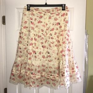 Mid-length skirt